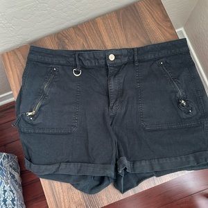 WHBM PRET-A-PLAY shorts in good used condition